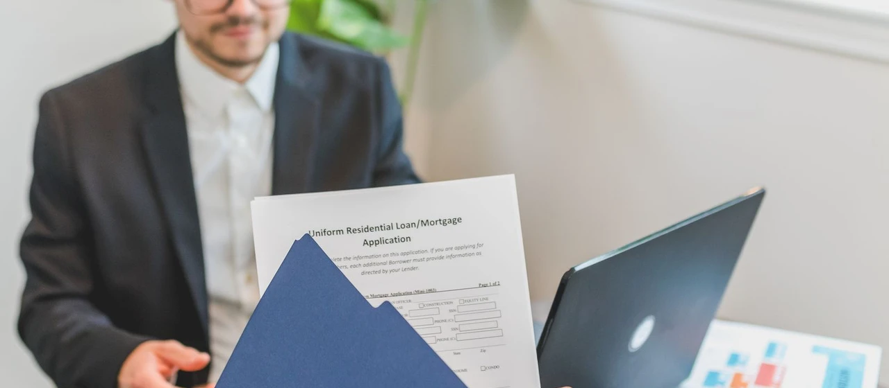 Financing documents reviewed in a professional meeting for a Luxembourg loan-originating fund under AIFMD II