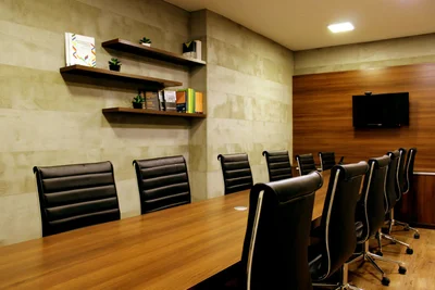 Salaire ou dividendes pour un dirigeant au Luxembourg : la bonne grille de lecture